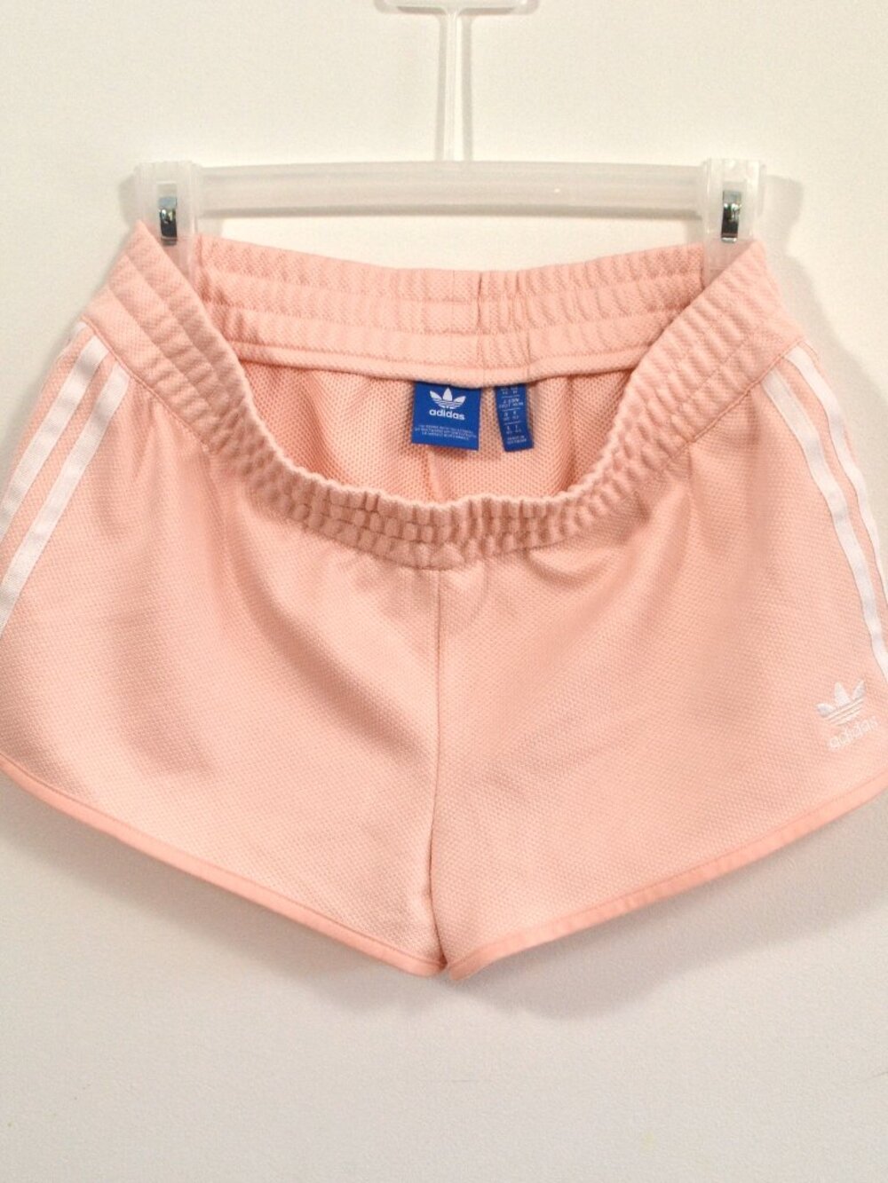 Short Adidas Originals rose pastel Trefoil femme M athleisure